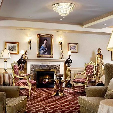 Four Points By Sheraton Toronto Lakeshore Bilik gambar