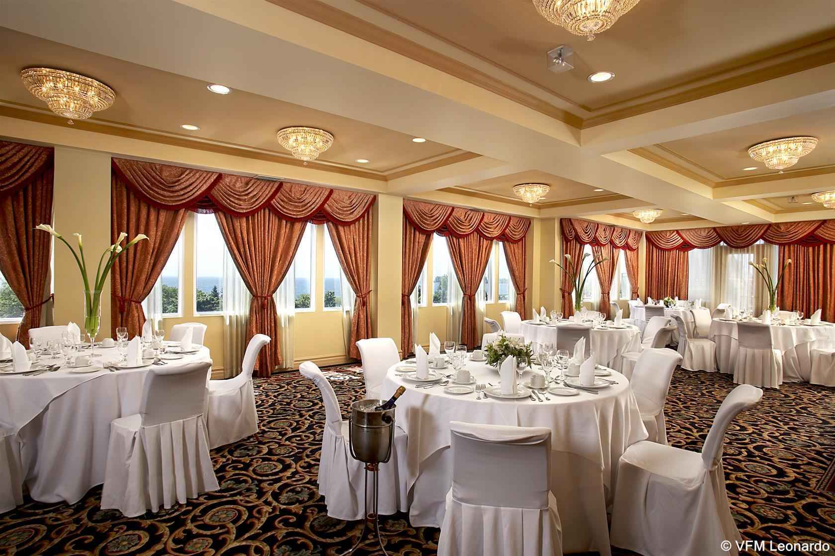 Four Points By Sheraton Toronto Lakeshore Luaran gambar